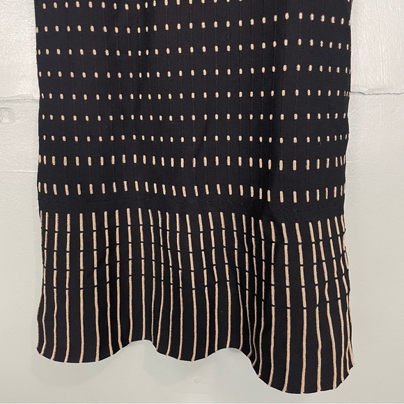 Ted Baker Flippy Metallic Relioa Jacquard Dress TB 2 US 6 Black Gold - Picture 8 of 9